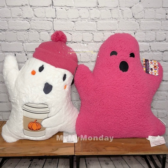 Martha Stewart Other - Martha Stewart Halloween Ghost Pillow Decor Set